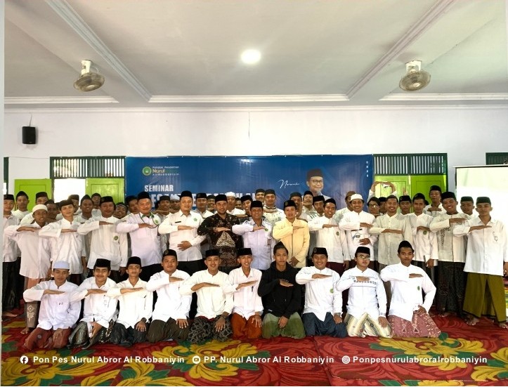 Seminar Pesantren tema "Pesantren Ramah Anak" oleh Kemenag Cabang Banyuwangi